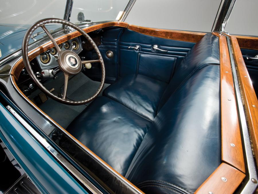  Packard Individual Custom Twelve Convertible Sedan by Dietrich 1932 года  (фото 3 из 8)